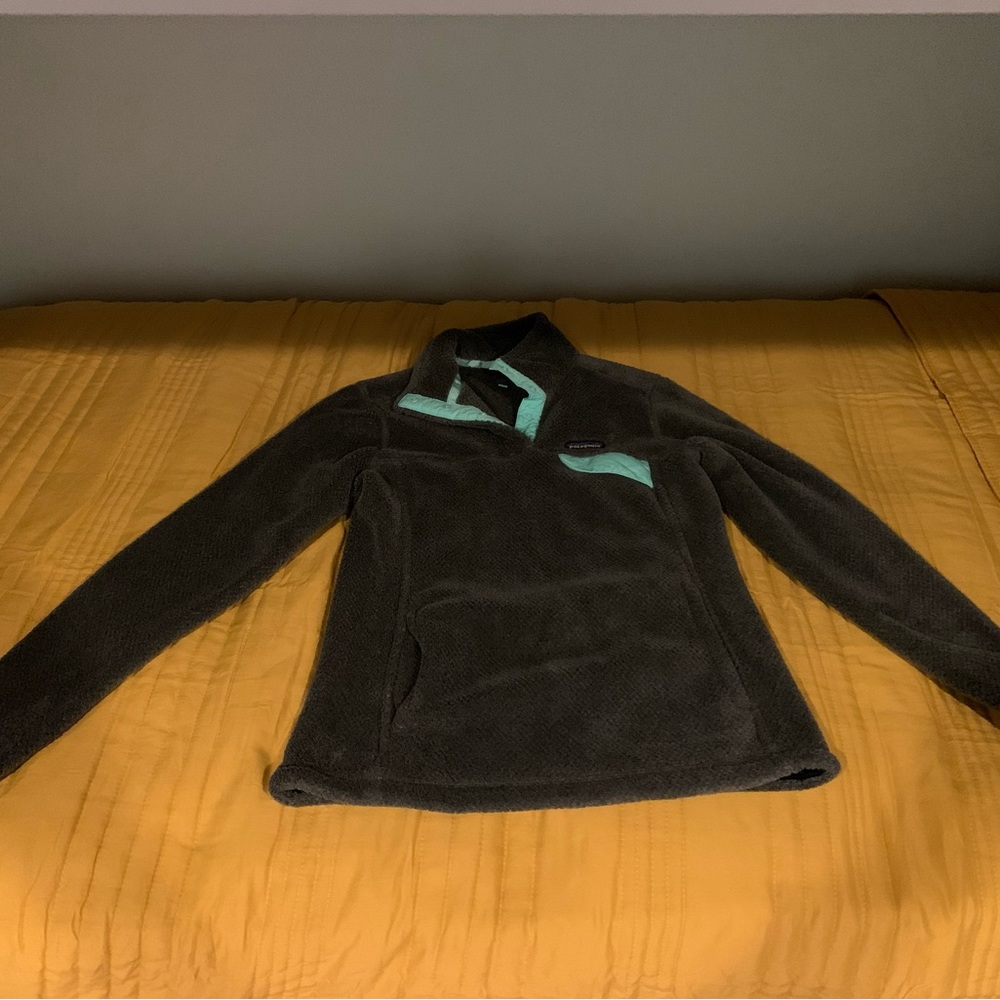 Womens medium patagonia fleece
